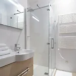 Luxury Centre Of