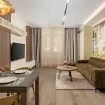 شقة Luxury Centre Of أوباتيا